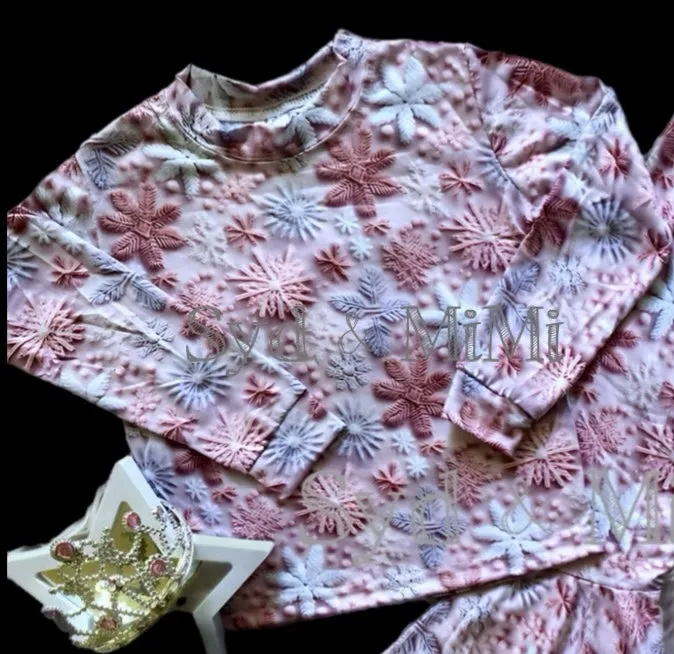 1 left! 3/4yr ~ Pullover Top ~ Faux Embroidered Snowflakes