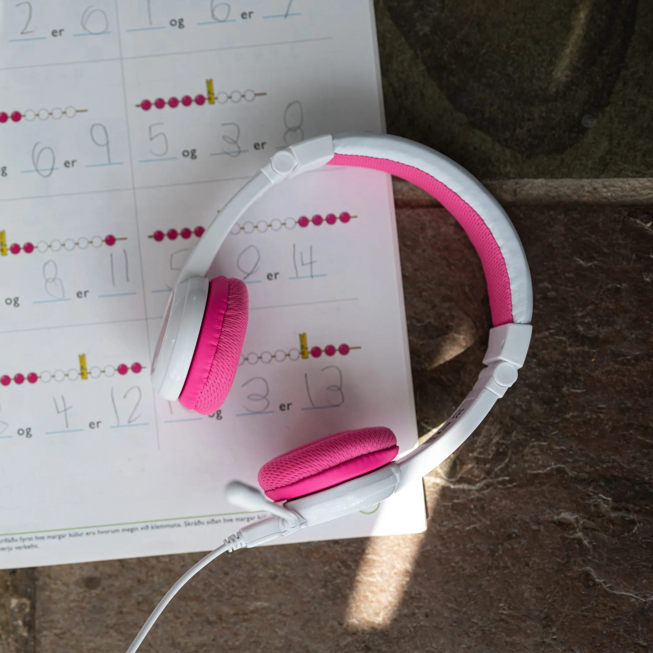 BUDDYPHONES School Plus Headphones - Pink
