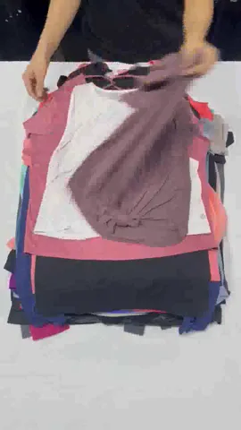 LuluLemon Athleisure Tops (70pcs) F67