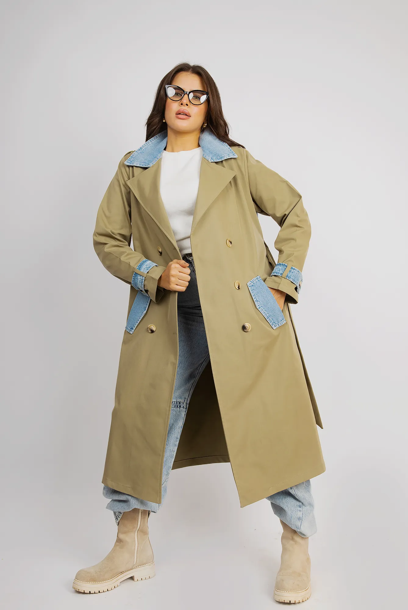 Urban Edge Trench Coat With Denim Highlights - Green
