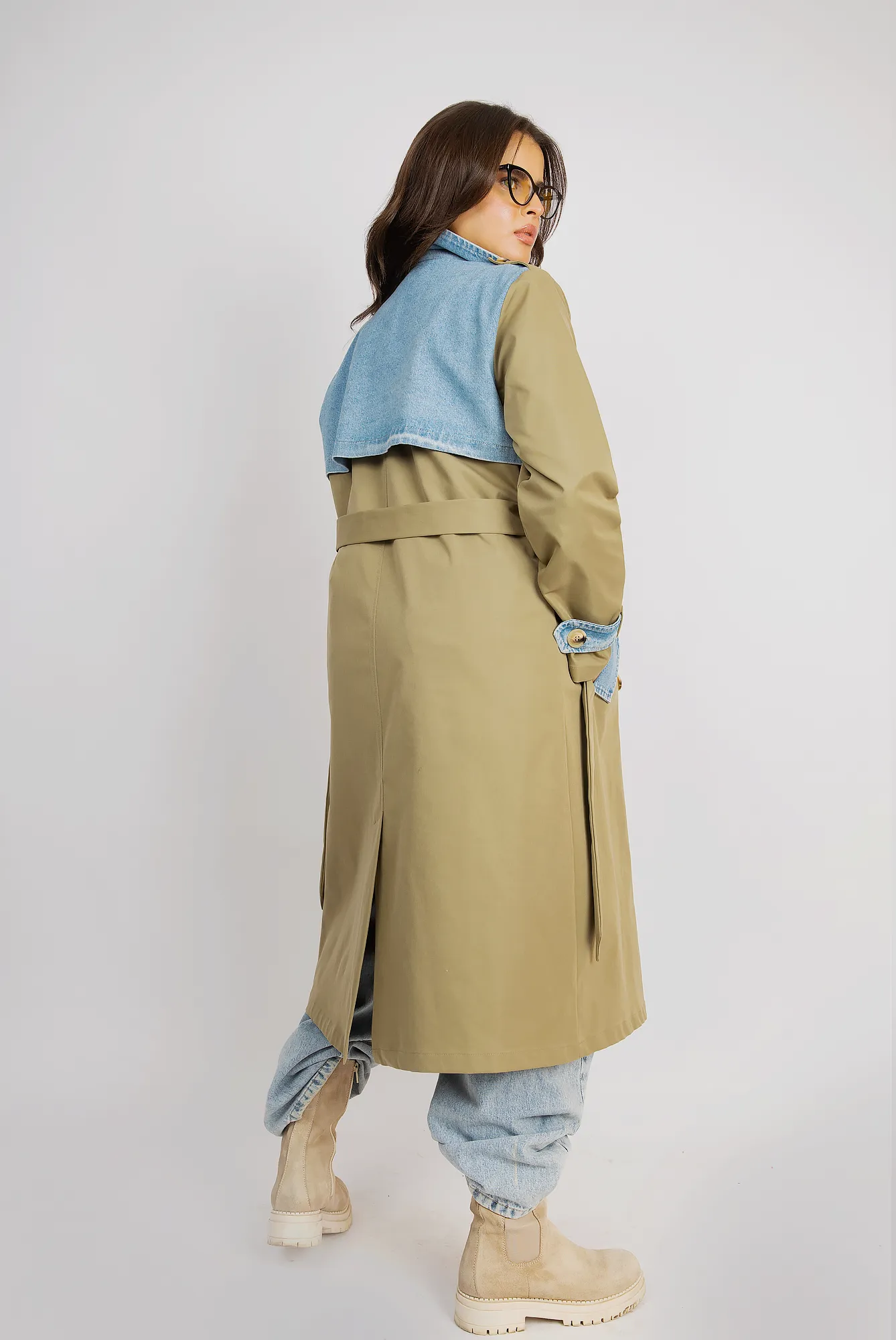 Urban Edge Trench Coat With Denim Highlights - Green