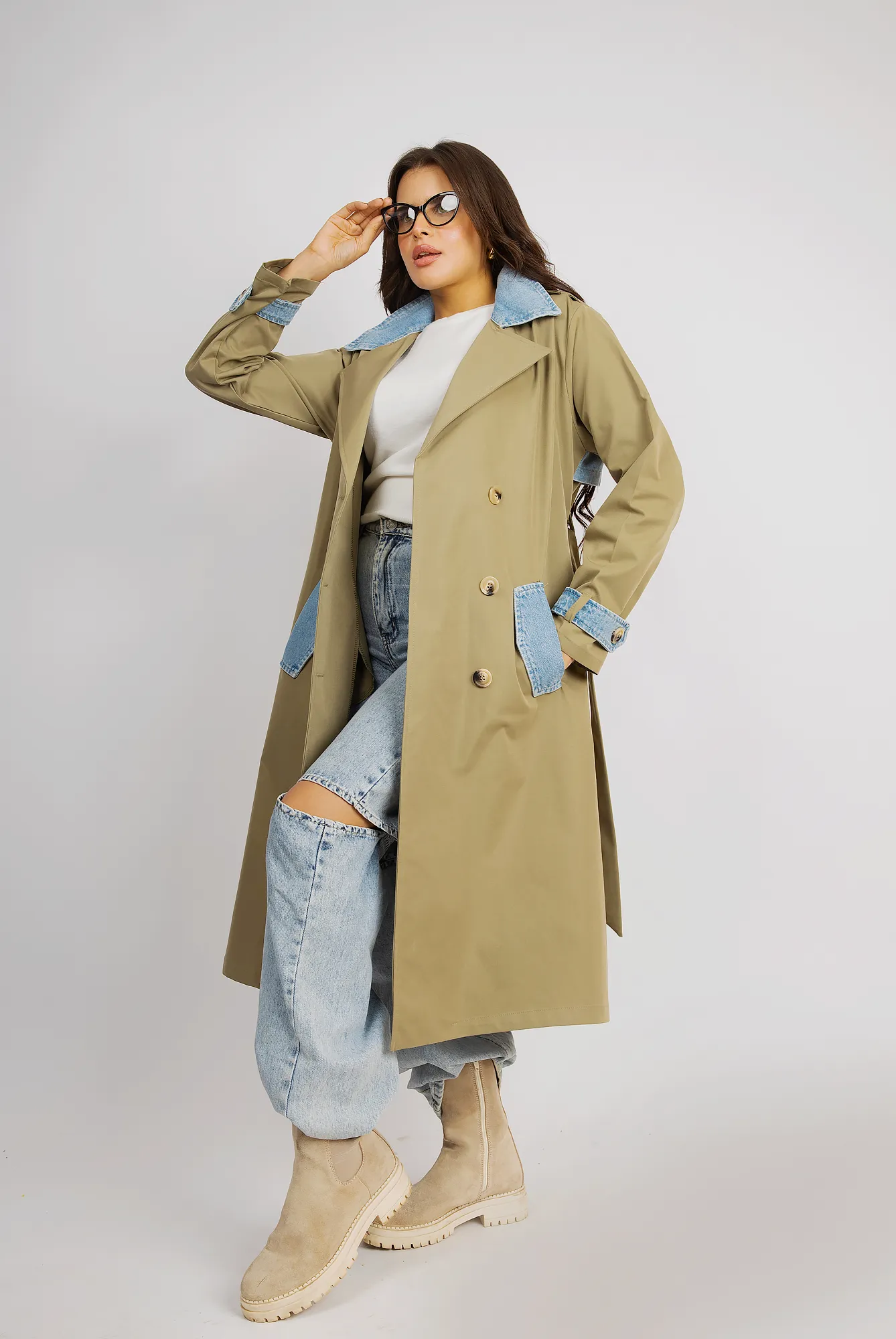 Urban Edge Trench Coat With Denim Highlights - Green