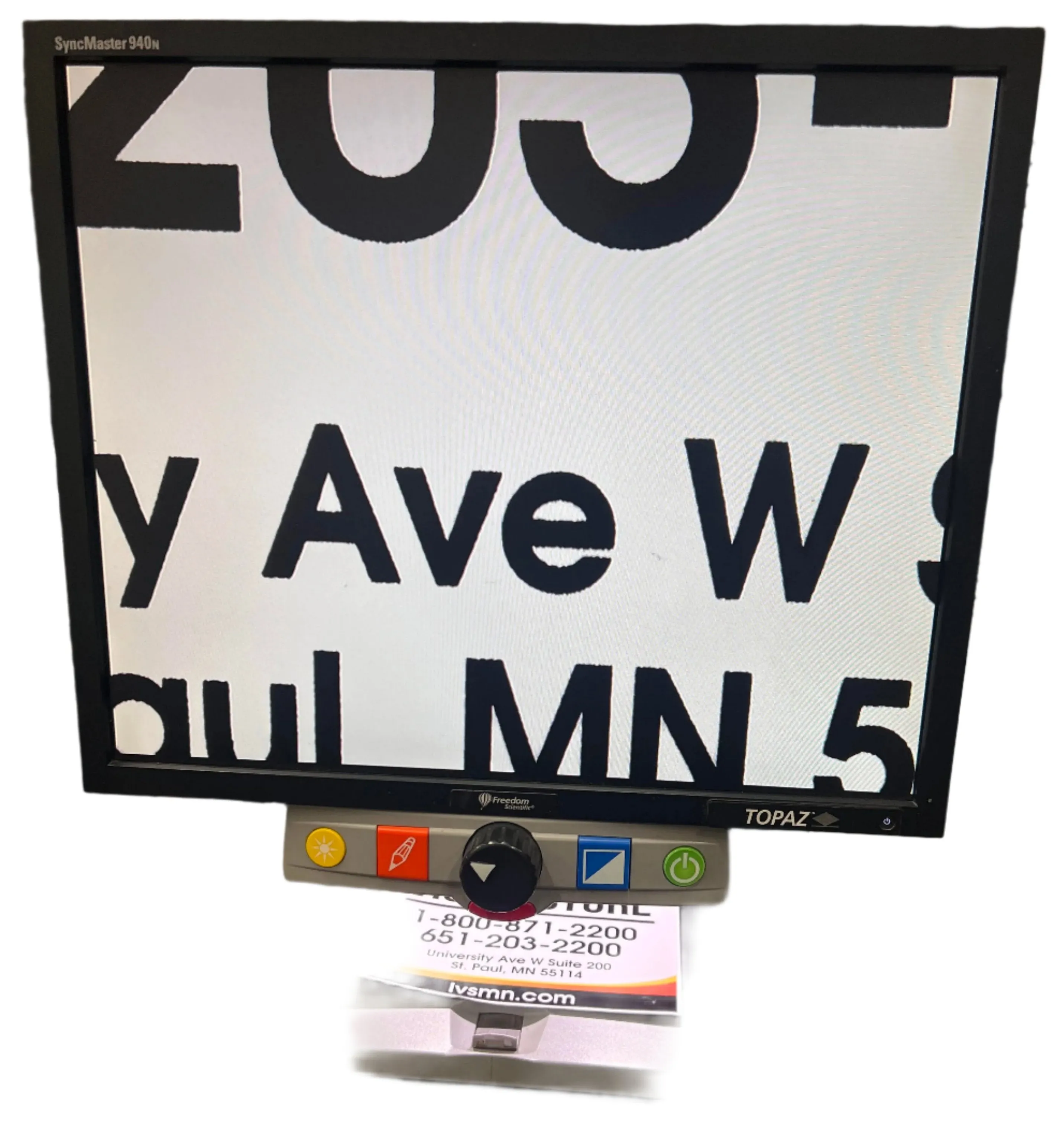 Used Topaz 19" Desktop Video Magnifier